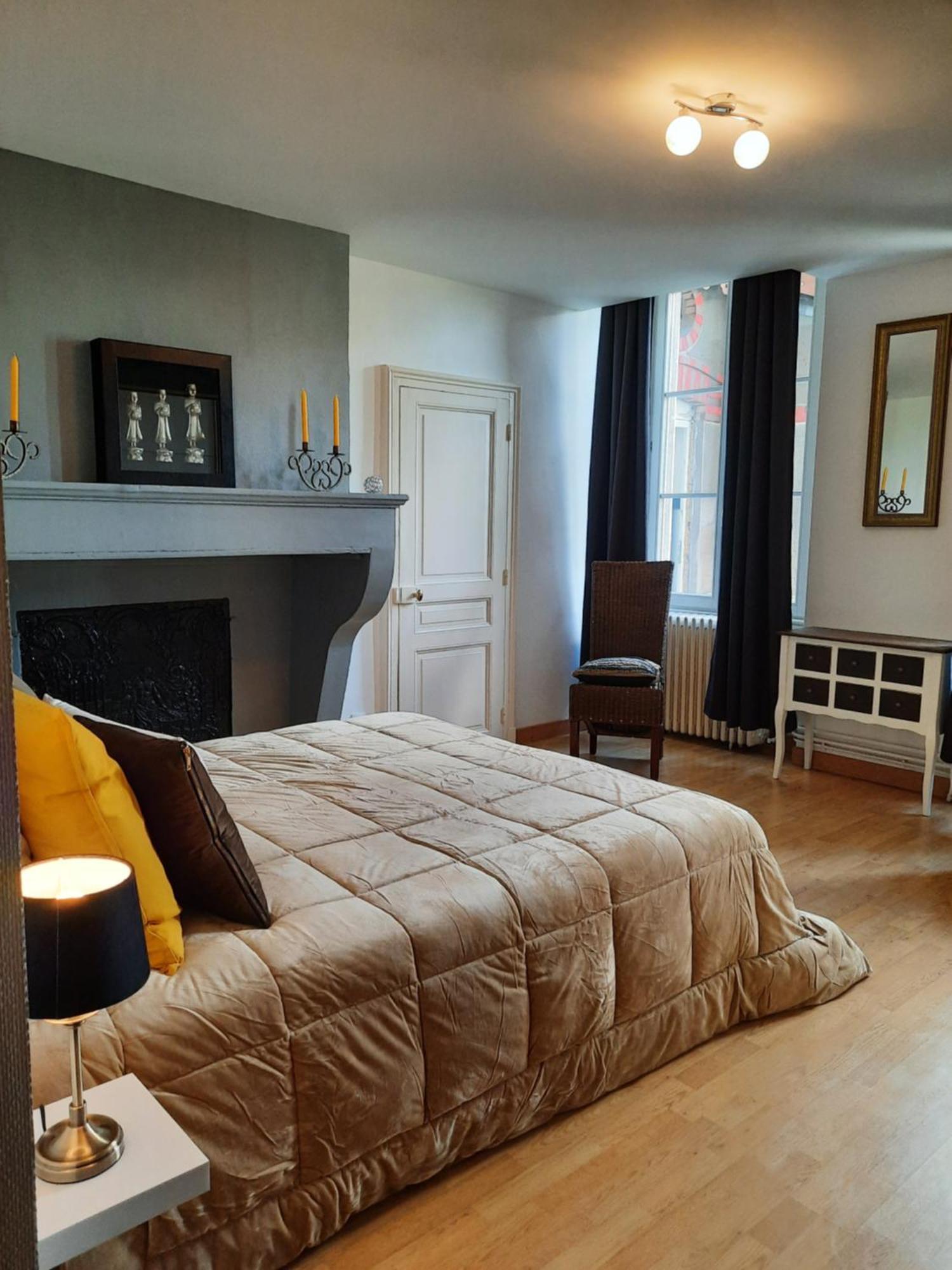 Appartement Vieille Ville Verdun-sur-Meuse Luaran gambar